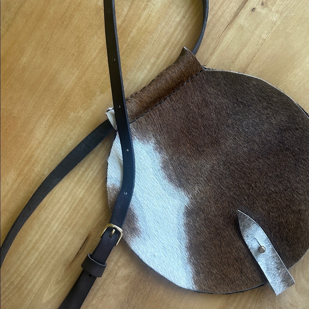 Luna Goods Cowhide Satchel - Picture 6 of 7